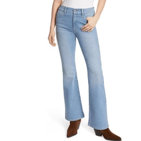 Jessica Simpson Lexi High Rise Fitted Flare Jean Light Wash Size 14 NWT - Picture 1 of 8